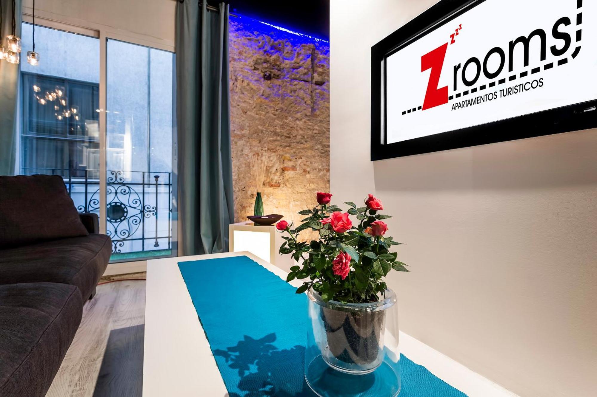 Zrooms&Suites Hostel Boutique Zaragoza Ruang foto